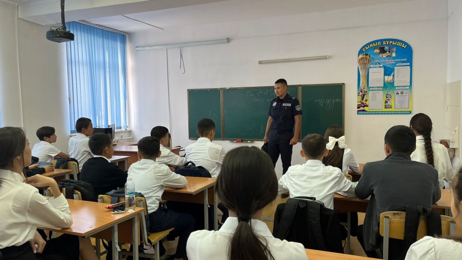 «Жол қауіпсіздік ережесін білесің бе?»